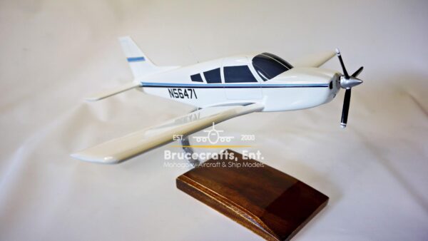 Model of Piper Arrow II PA-28R-200 with detailed craftsmanship.